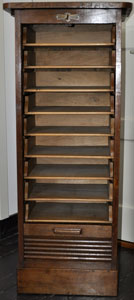 archiefkast na restauratie