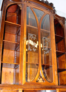 vitrinekast na restauratie