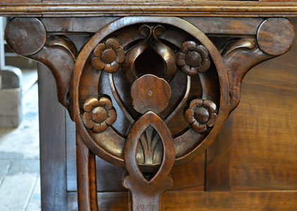 vitrinekast na restauratie