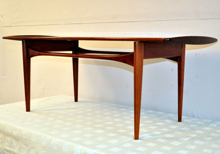 Teakhouten salontafel France en Daverkosen